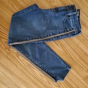 Universal Thread jeans